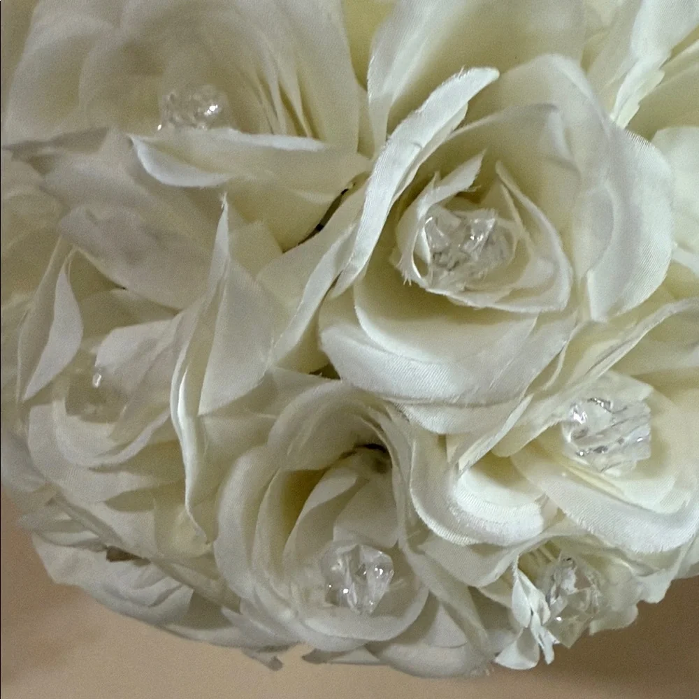 Elegant Cream Floral Arrangement ball